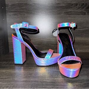 So Me Iridescent Platform Heels With Strap US Women’s Size 7